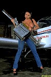 actiongirlsveronicazemanovaairport037.jpg